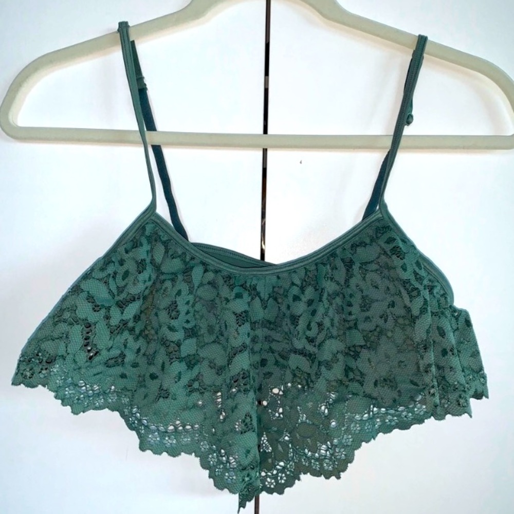 Victoria’s Secret Body Bralette